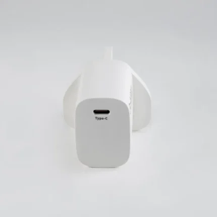 شاحن سريع 20 واط ARK-GF020 منفذ Type-C متوفر في عمان